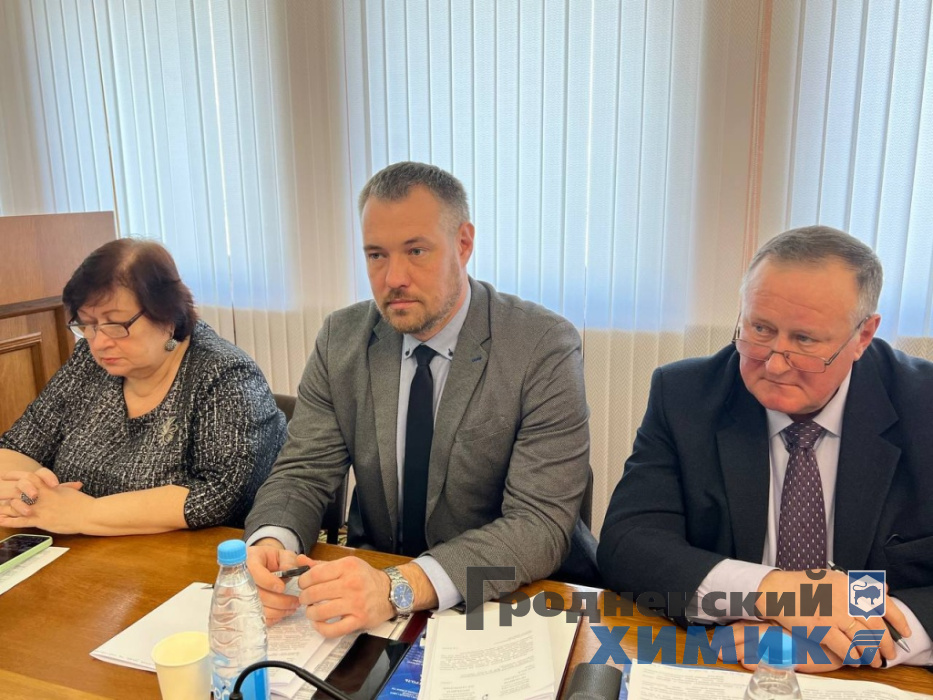 Председатель профкома ОАО «Гродно Азот» Павел Хорошун принял участие в заседании президиума Белхимпрофсоюза