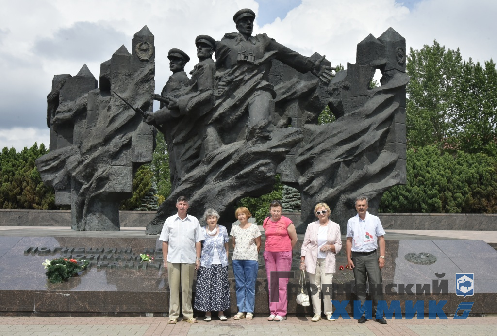 _DSC3047_cr.jpg
