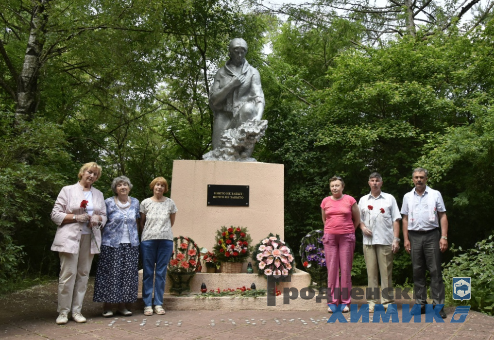 _DSC3073_cr.jpg