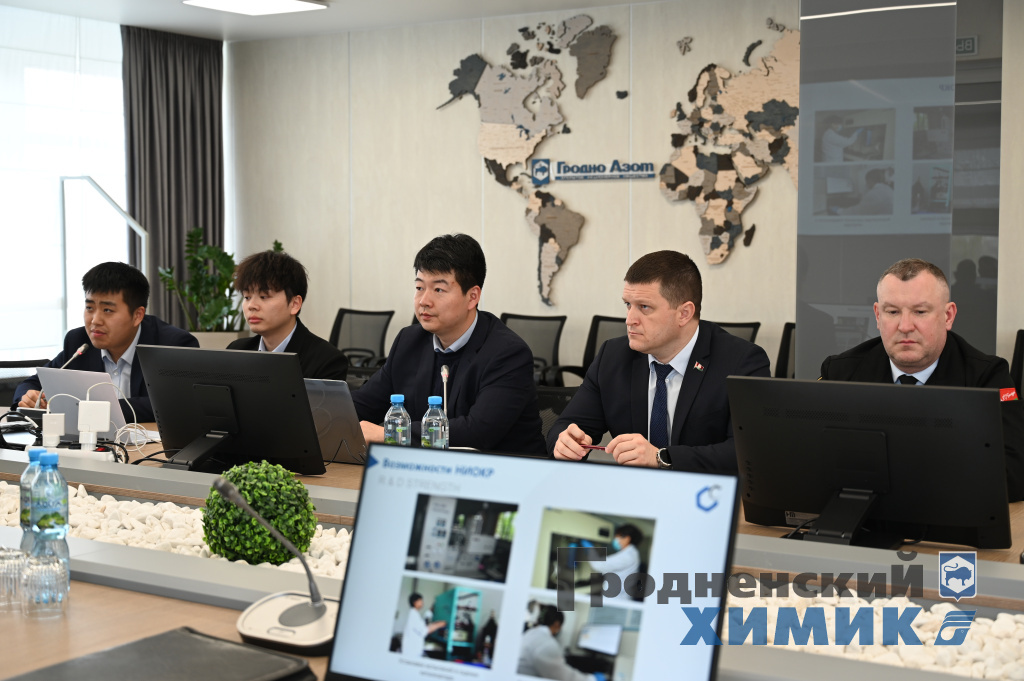 Два тезхнологичных дняя с делегаций из КНР_апрель (5).JPG