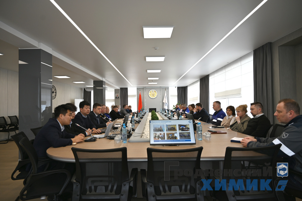 Два тезхнологичных дняя с делегаций из КНР_апрель (7).JPG