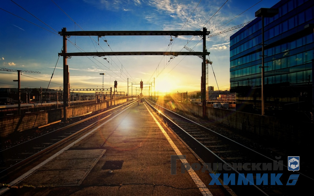 sunlight-sunset-cityscape-night-urban-vehicle-road-photography-railway-sunrise-evening-morning-train-station-dusk-transport-light-shape-line-darkness-track-lane-urban-area-rail-transport-75722.jpg