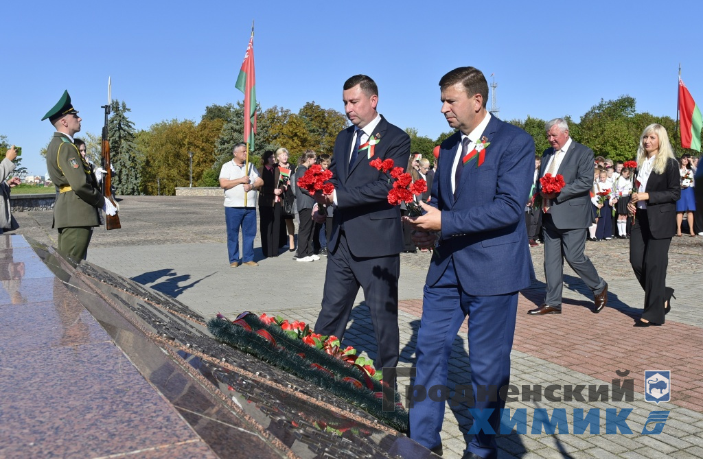 В Гродно на Кургане Славы прошёл митинг в честь 55-летия заложения мемориала