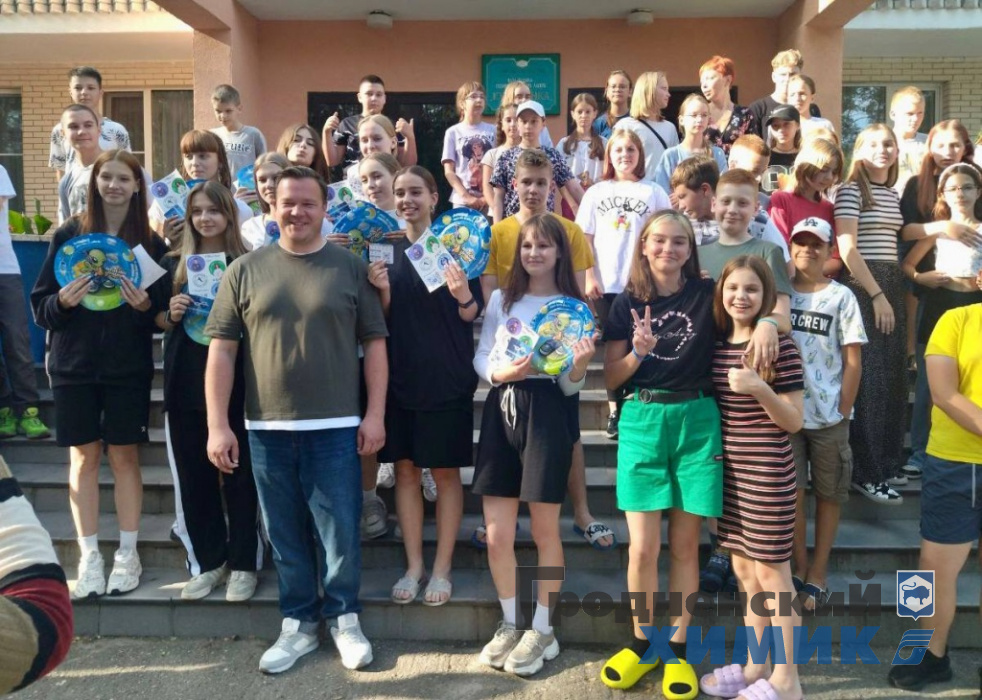 В детском лагере «Купалинка» УП «АзотСервис» побывал Андрей Есин