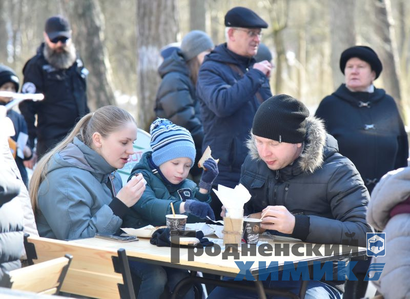_DSC0367_cr.jpg
