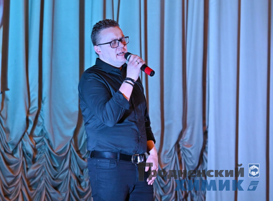 DSC_0439_cr.jpg