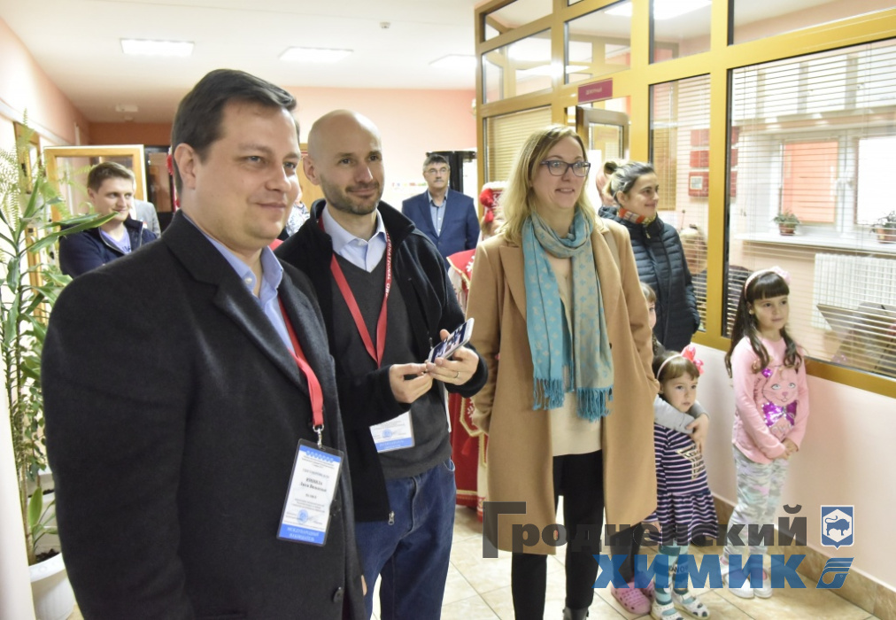 _DSC0777_cr.jpg