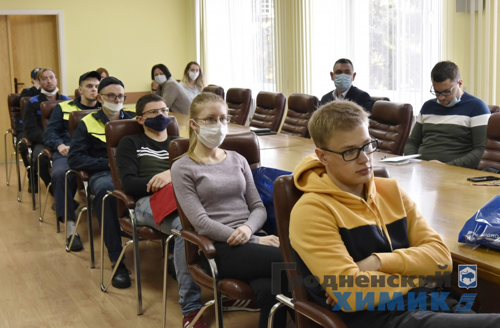 _DSC5658_cr.jpg