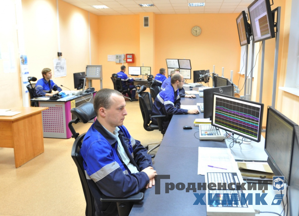 0SC_4978_cr.jpg