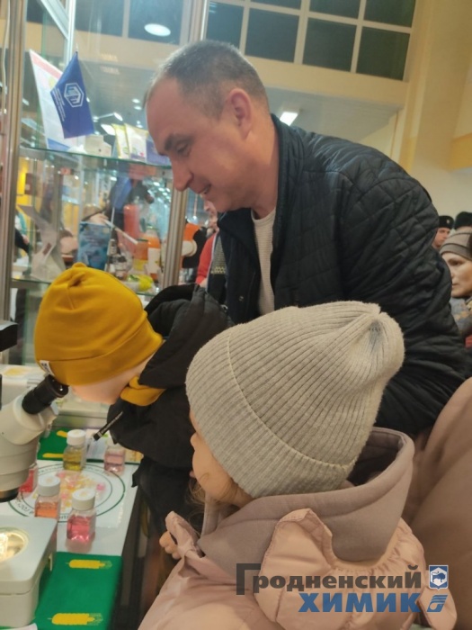 На выставке