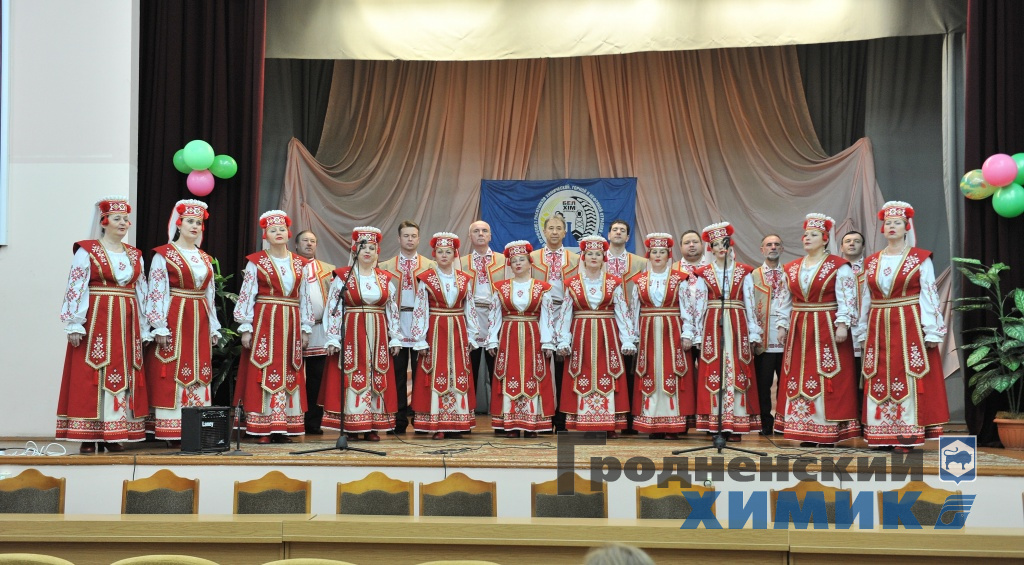0SC_7063_cr.jpg