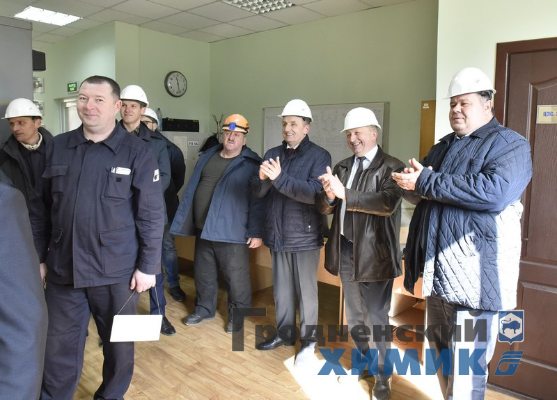 _DSC0733_cr.jpg