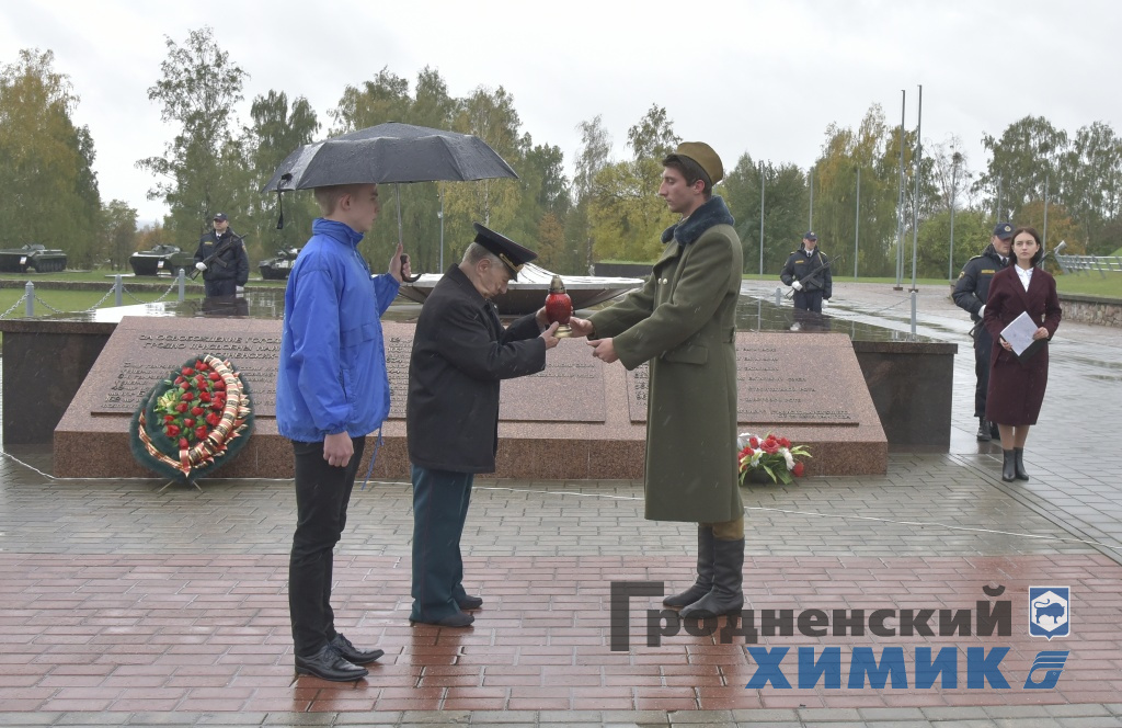 _DSC8334_cr.jpg