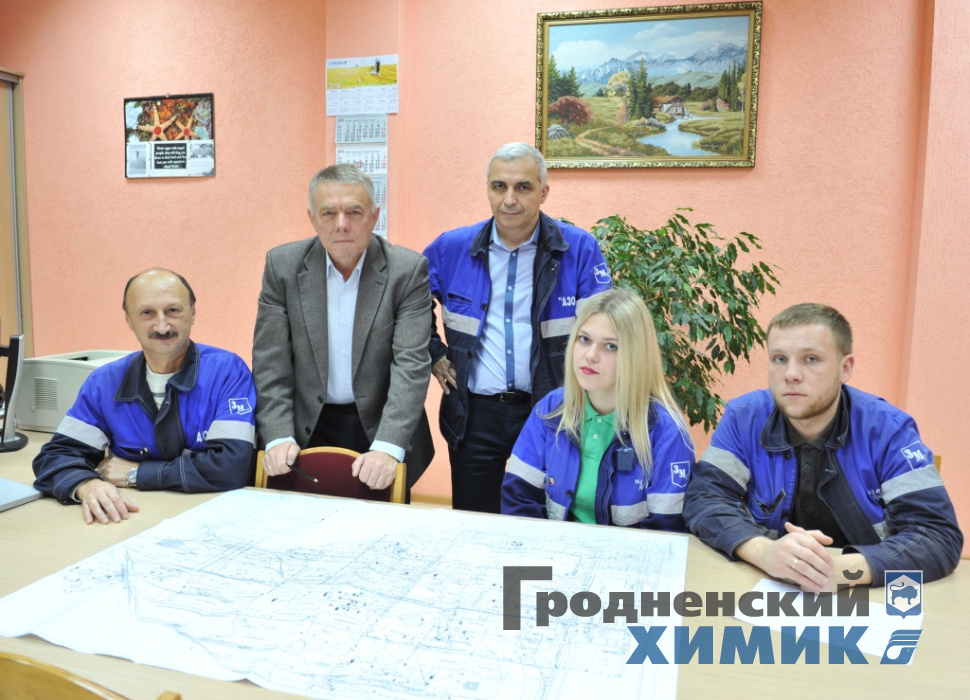 0SC_4970_cr.jpg