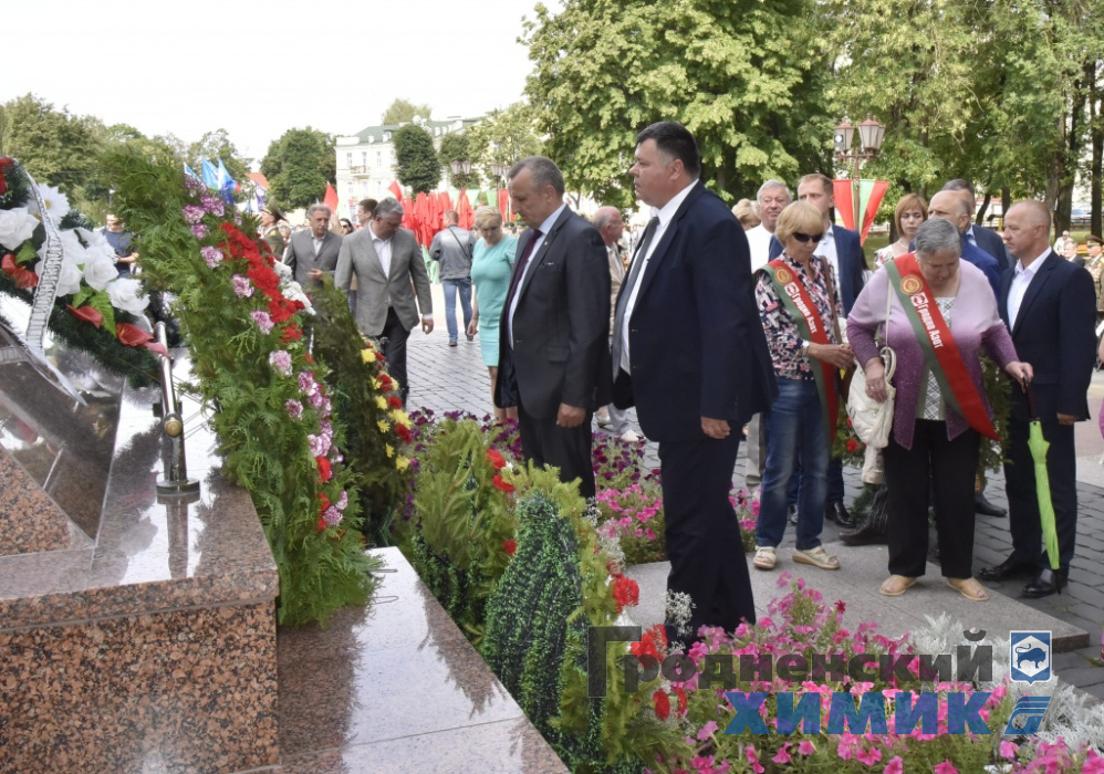 _DSC0131_cr.jpg
