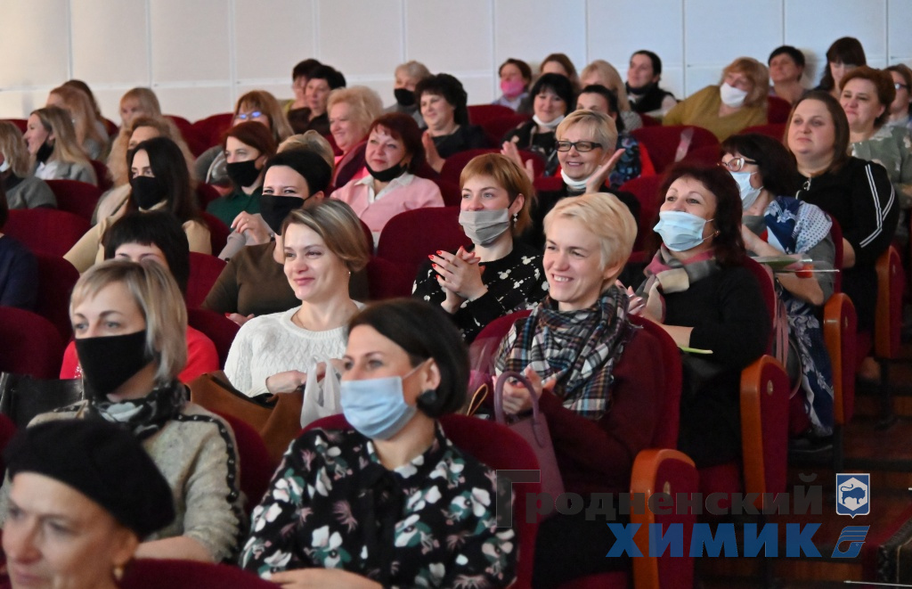 DSC_0399_cr.jpg