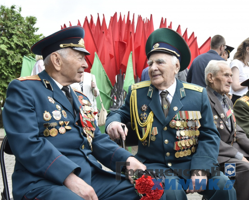 _DSC3395_cr.jpg
