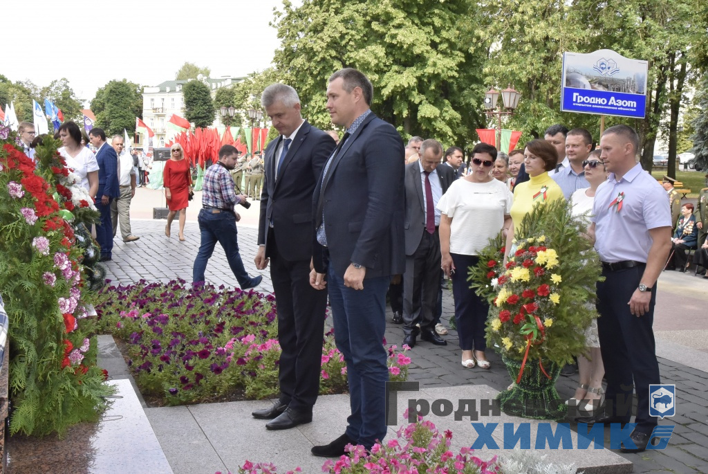 _DSC0124_cr.jpg
