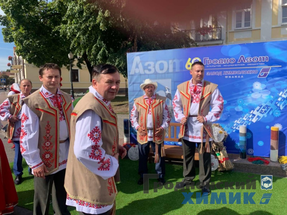 Народный хор «Росница» представил свою концертную программу на День города Гродно