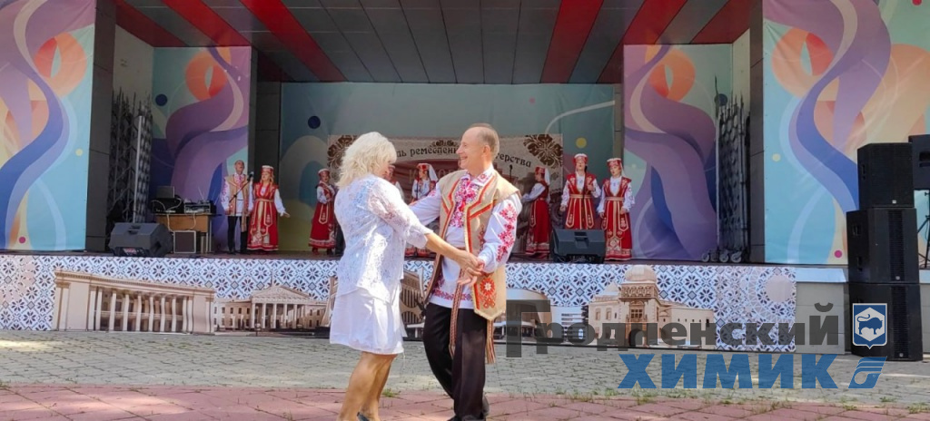 Народный хор «Росница» представил свою концертную программу на День города Гродно