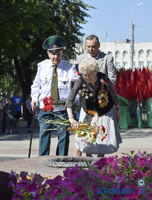_DSC8127_cr.jpg
