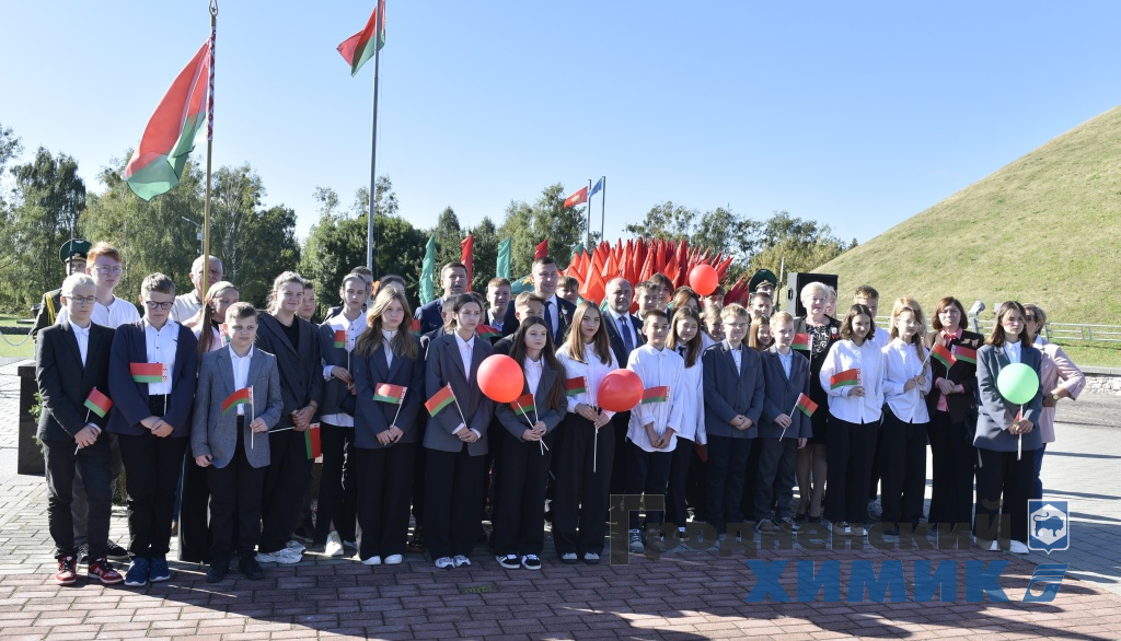 В Гродно на Кургане Славы прошёл митинг в честь 55-летия заложения мемориала
