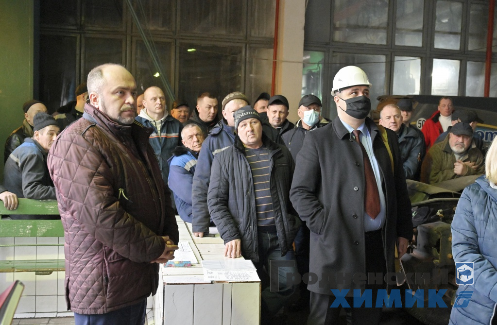 _DSC9185876_cr.jpg