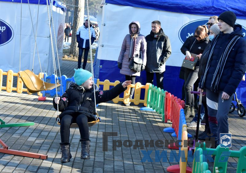 _DSC0339_cr.jpg