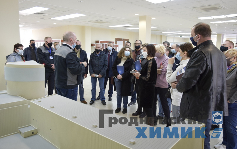 _DSC1711_cr.jpg