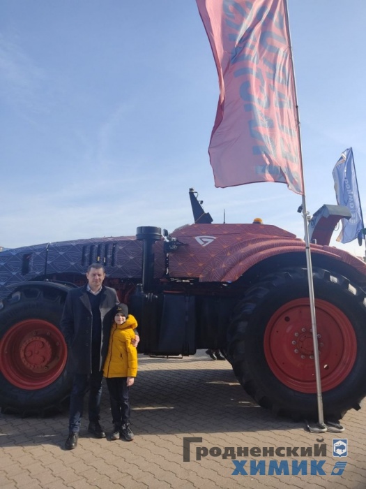 На выставке