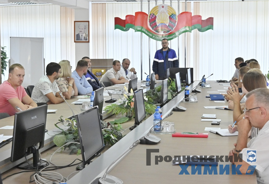 _DSC5734_cr.jpg