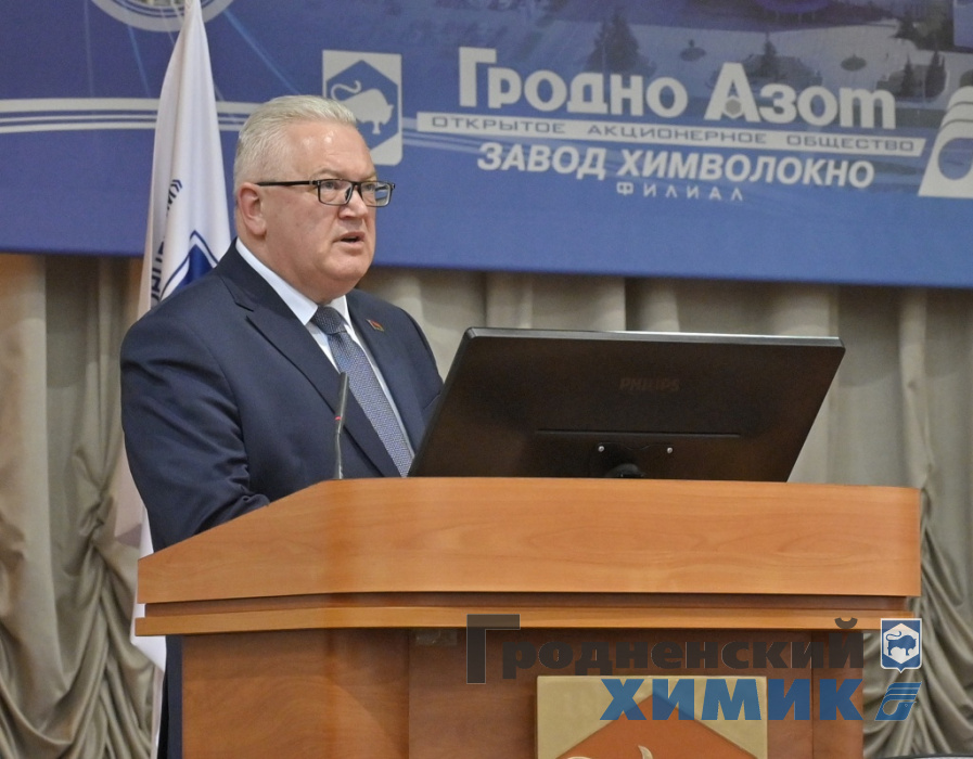 Председатель ЦИК Игорь Карпенко