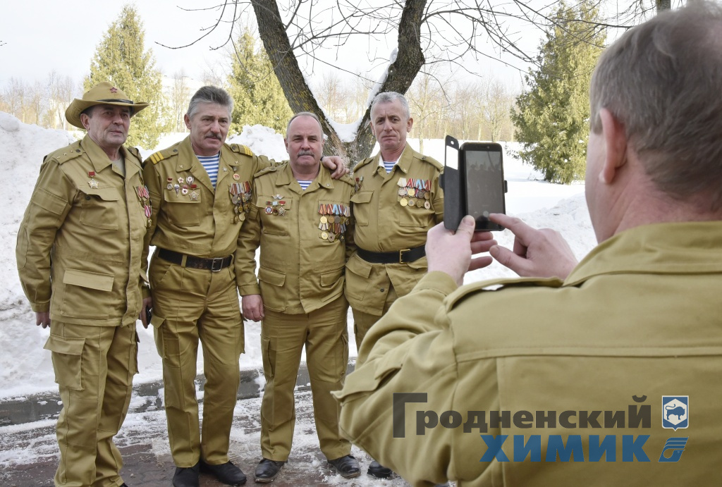 _DSC9552_cr.jpg