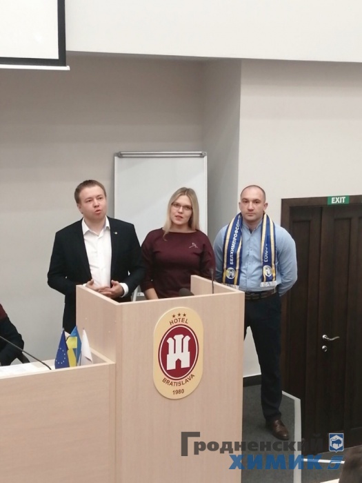 bVYEG673Gu8.jpg