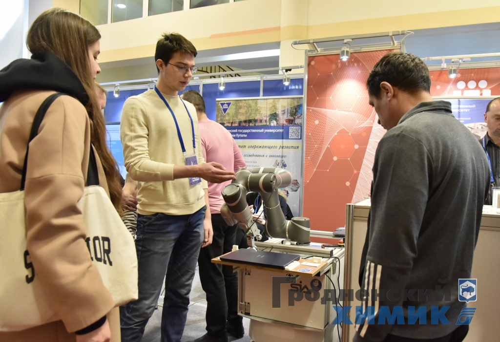 На выставке «Беларусь интеллектуальная»