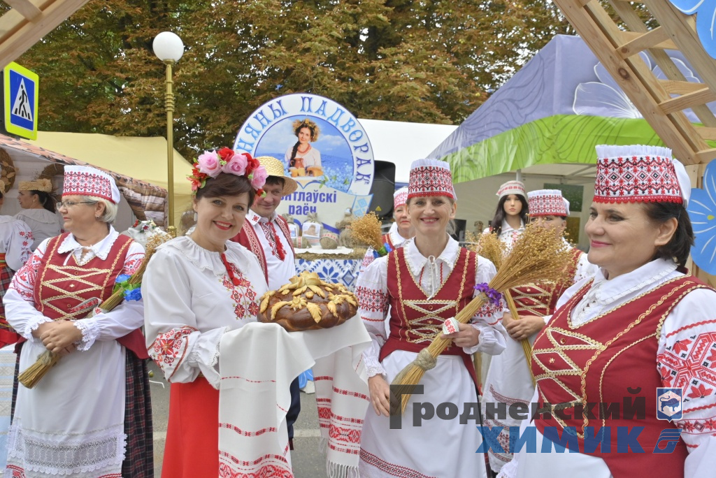Областные «Дожинки» 2023 года прошли в Зельве