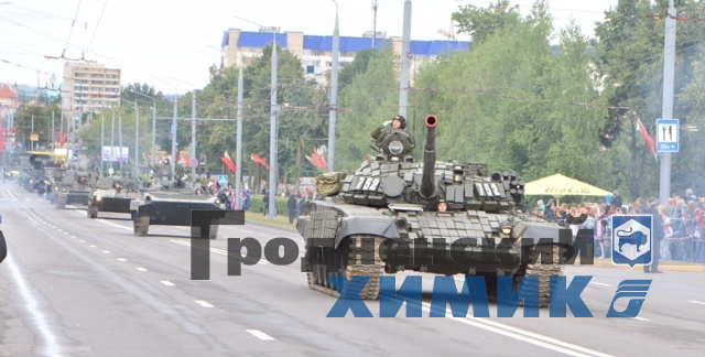 D9dRA2MDXAY.jpg