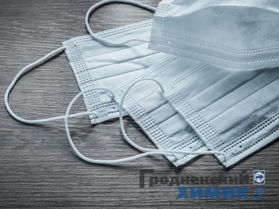 flu-mask-drw-qa-869125416-copy.jpg