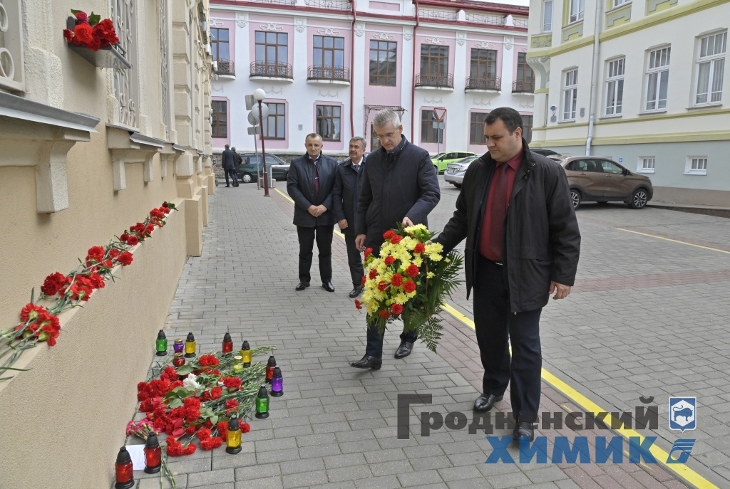 _DSC4590_cr.jpg