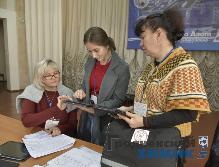 _DSC8112_cr.jpg