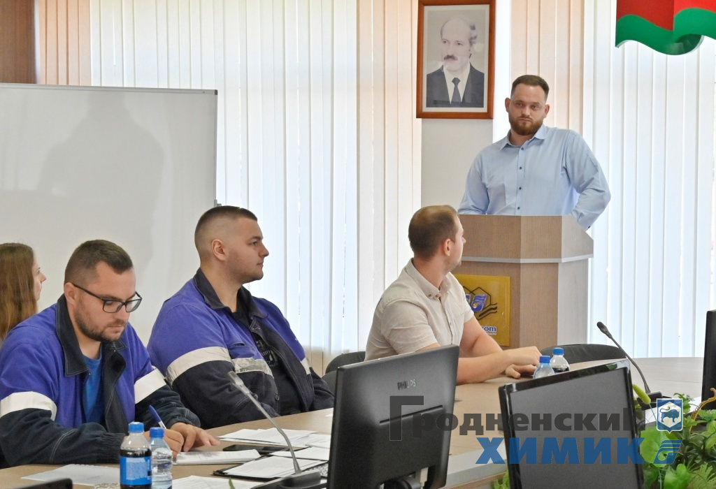 _DSC5809_cr.jpg