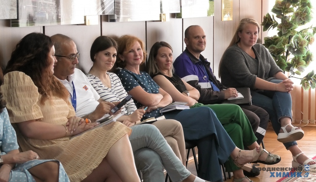 Искусство публичных выступлений постигали работники ОАО «Гродно Азот»