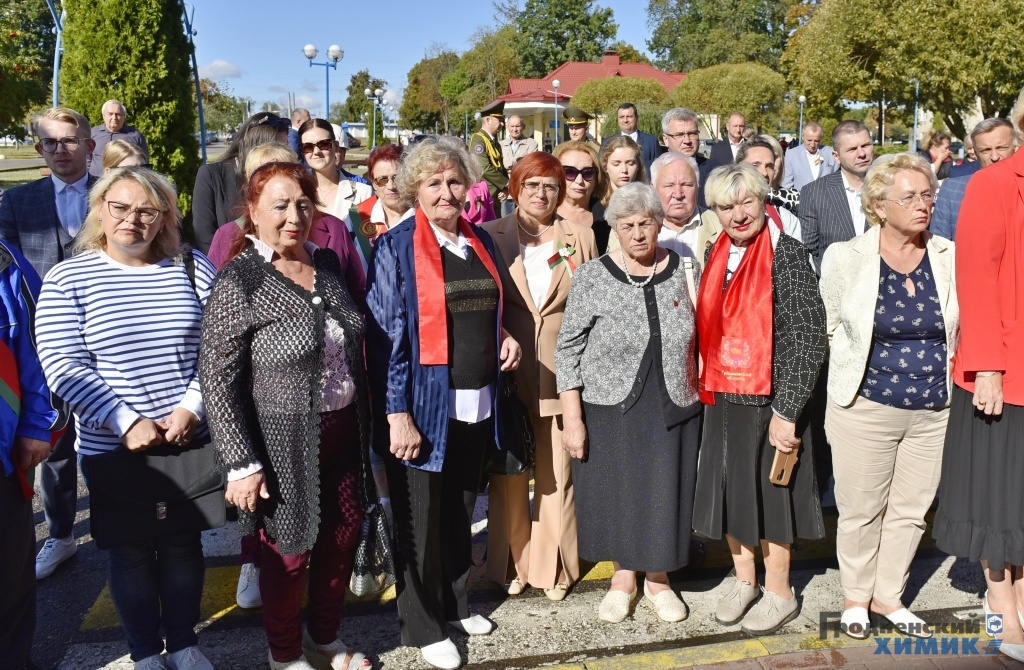 Торжественное открытие мемориальной доски Сергею Притыцкому состоялось накануне Дня народного единства