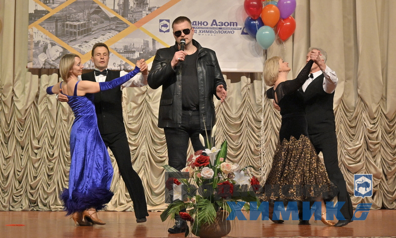 _DSC66787789312_cr.jpg