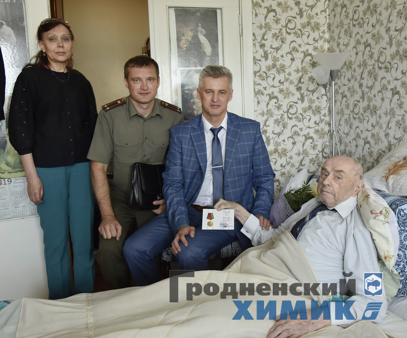 _DSC7936_cr.jpg