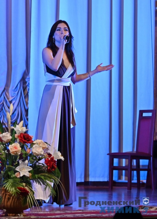 DSC_0552_cr.jpg