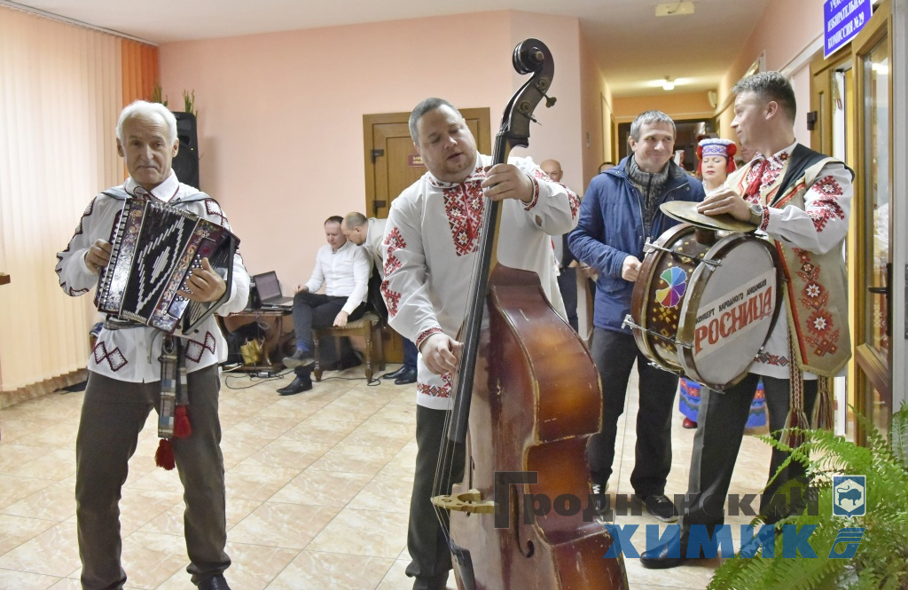 _DSC0783_cr.jpg